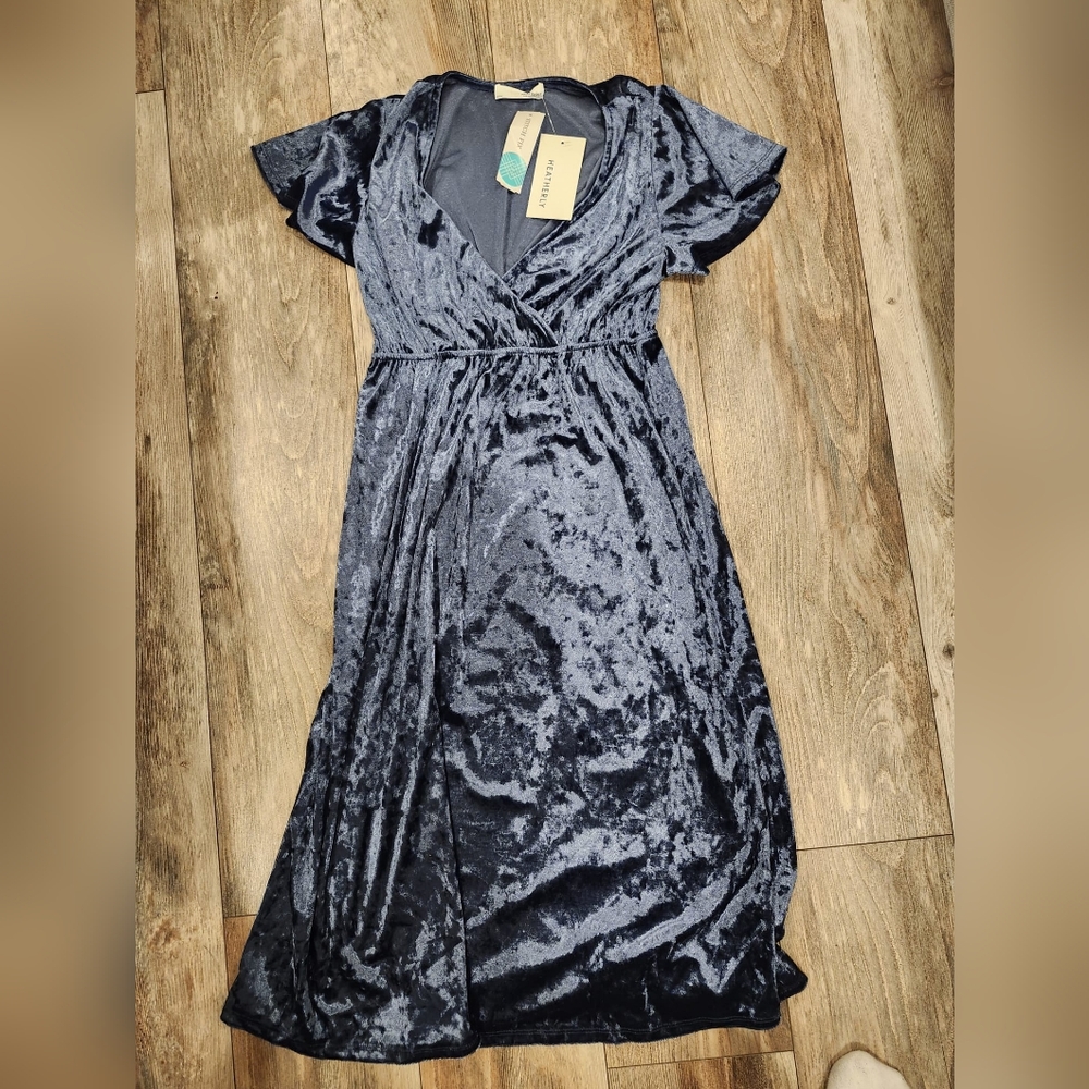 Heatherly velvet dress